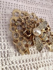 Vintage Francois By Coro Rhinestone Bee Goldtone Honeycomb Brooch
