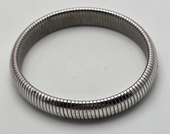 Vintage Monet Tubogas Coil Bracelet Silver Tone Expandable Bangle 7 In 10mm