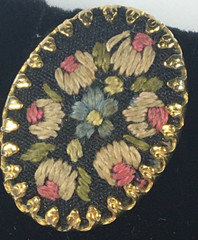 Vintage Gold Tone Earrings With Emboidered Flowers Clip-on Style Women’s Jewelry