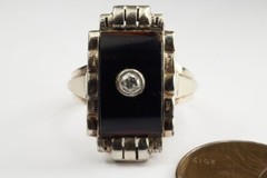 STRIKING ART DECO 14K GOLD WHITE GOLD ONYX & DIAMOND GEOMETRIC RING c1930