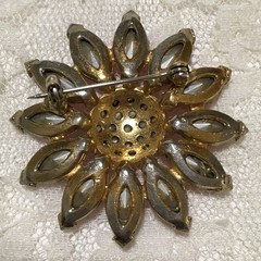 Vintage Pot Metal Brooch Gold Tone Pink Rhinestone Spring Jewelry