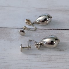 Vintage Screw Back Earrings – Gold Tone Statement Drop Dangle