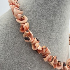 Vintage Luhuanus Shell Necklace Peach Curly Jewelry Hawaiian 16.5″ Barrel Clasp