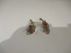 VINTAGE Earrings Dangle Multicolor Roud Goldtone Cased Beads Clip On