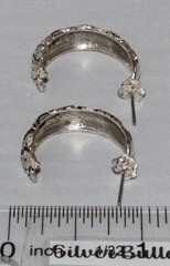 Vintage Sterling Silver Half Hoop Flower Pattern 1 inch Post Earrings 6 grams