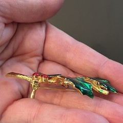 Vintage Signed AAI Holly Green Enamel Gold tone Brooch Pin 1990s