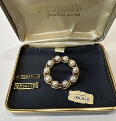 Vintage Jewelry—Brooch 12K GF Cultured Pearl Round Pin NEW In Box Newtons USA