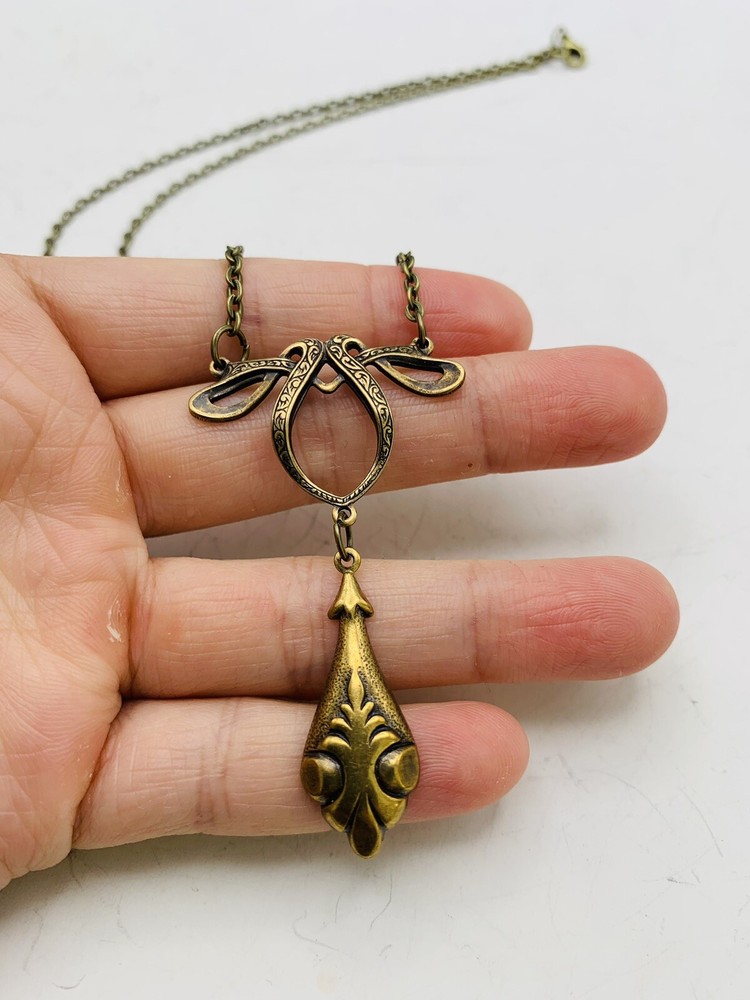 Gold Tone Art Nouveau Vintage Style Elegant Fancy Drop Down Bridgerton Necklace