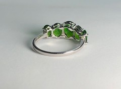 Estate Fine 5cts AFRICAN TSAVORITE / GREEN GARNET Sterling 5 Stone Band Ring