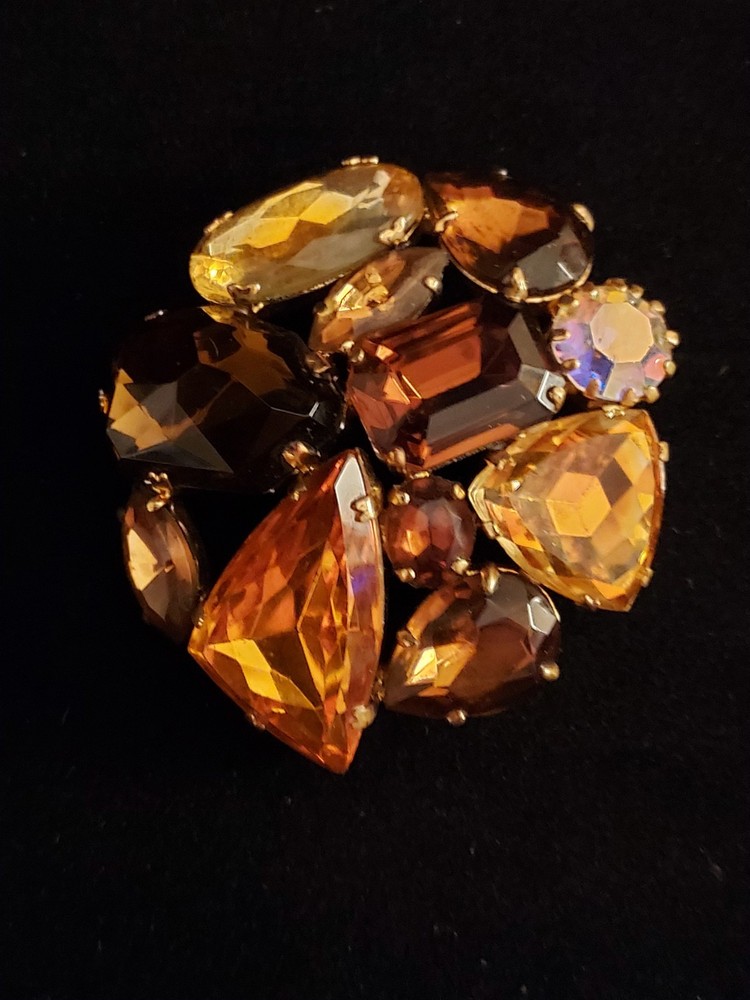 VINTAGE GERMANY Inverted RHINESTONE BROOCH TOPAZ-BROWN Prong Foil Gold Back