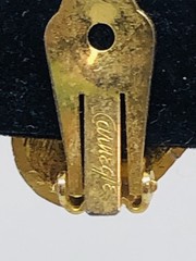 VTG HATTIE CARNEGIE SIGNED TEXTURED GOLD TONE CLIMBER EARRINGS W/RHINESTONES