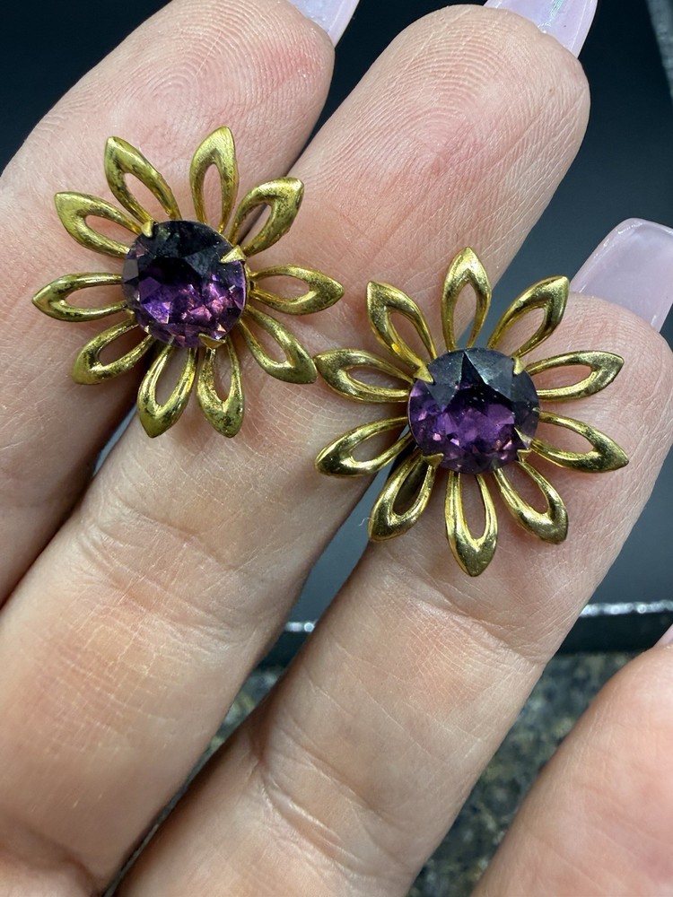 Vintage Rhinestone Screw Back Earrings Gold Tone Purple Stones