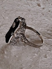 1920s Art Deco Solid 14K White Gold Filigree, Onyx Inlay & Diamond Ring 7.25