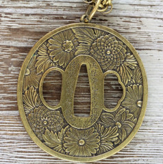 VINTAGE ALVA JAPANESE SAMURAI SWORD TSUBA GOLD CHAIN NECKLACE 25.25″ SIGNED