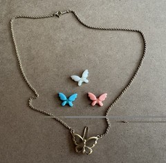 Vintage Jewelry Avon Goldtone Interchangeable Plastic Butterfly Necklace