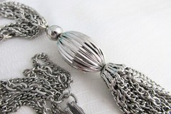 Vintage Cable & Curb Chains 5.5″ Tassel Pendant Necklace Silver Plate Onion Bead