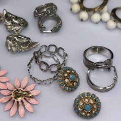 Vtg Sarah Coventry Clip On Earring Jewelry Lot. Estate Auction. See Description