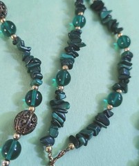 Vintage MALACHITE STONES & Green Glass Beaded Necklace in Silver Tone