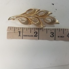 Vintage Brushed Gold Tone Leaf Brooch 3.25″