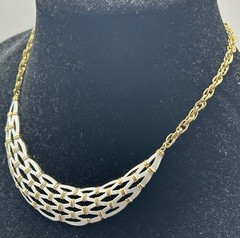 Vintage Crown Trifari Choker Necklace Goldtone Metal White Enamel Basket Weave