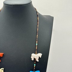 Vintage Carved 9 Horse Fetish Beaded Necklace 24″ Long Multi Stone Southwestern