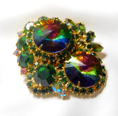 VINTAGE JULIANA DELIZZA & ELSTER GREEN WATERMELON RIVOLI RHINESTONE BROOCH ✨