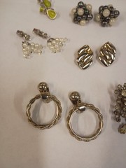 Women’s Vintage Clip-On Earrings 21 Pairs