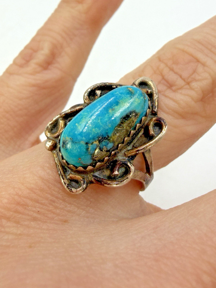 Vintage Sterling Silver Ring Southwest Turquoise Stone Blue Size 6