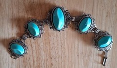 Vintage Jewelry Southwestern Faux Turquoise Silver Tone Filigree Panel Bracelet