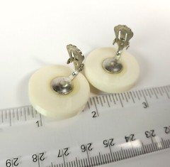 Multicolor Rhinestone Off White Thermoplastic Round Clip-on Earrings vintage