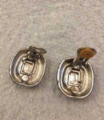 Designer Look Gold Silver Tone Dark Grey Black Cabochon Clip On Earrings 1”