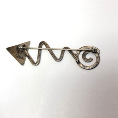 Vintage Sterling Silver Modernist Arrow Brooch MCM Studio Hammered Artisan Pin