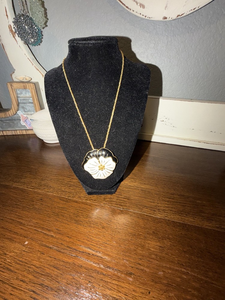 Vintage Gold Chain Necklace with Black and White Flower Pendant