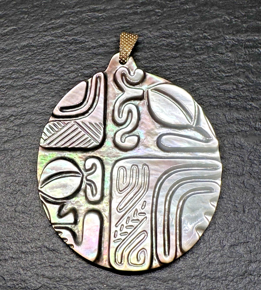 SMOKEY MOTHER OF PEARL OVAL CARVED 2.5″ PENDANT I577