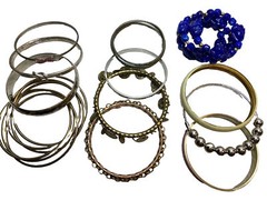 VTG 1950S TO 1970S BRACELET Bangle LOT 12 TOTAL Enamel Hammered Brass Fair Wrap￼