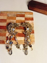 Vintage Boho Gold Tone Rhinestone Dangle Earrings Pierced for party vacation