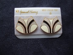 VINTAGE SAMUEL HUANG CLOISONNE EARRINGS WHITE GRAY BLACK ENAMEL GOLD FILLED POST