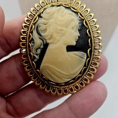 Vintage Cameo Pendant Necklace Black Velvet Cord Gold Tone Victorian Revival