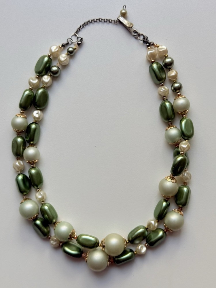 Vintage Double Strand Lucite Faux Pearl and Green Bead Necklace (3318)