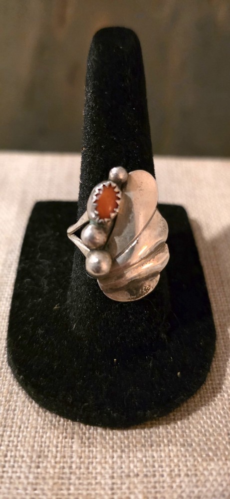Vintage Sterling Handmade Native American Coral Stone Ring size 6 3/4