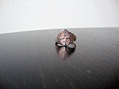 VINTAGE 1970-80s EMBOSSED RING STERLING SILVER STAMPED 925 SZ 5.5