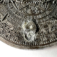 Vtg 1974 Mayan/Aztec Calendar Pendant – Altered Bergamot Brass Belt Buckle -USA