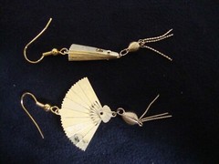 Vintage 1970s Enchanting Chinese Phoenix & Crane Etched Folding Fan Hook Earring