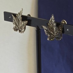 Vtg Sterling Silver Floral Earrings 3.25g Fine Jewelry Leaf Screw-Backs