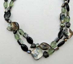 VTG MODERN UNUSUAL 24″ strand black gray Silver tone clear GEOMETRIC Necklace
