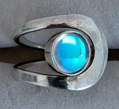 Vintage LW 925 Sterling Silver Moonstone Bypass Hippie Ring Modernist Size 7-8