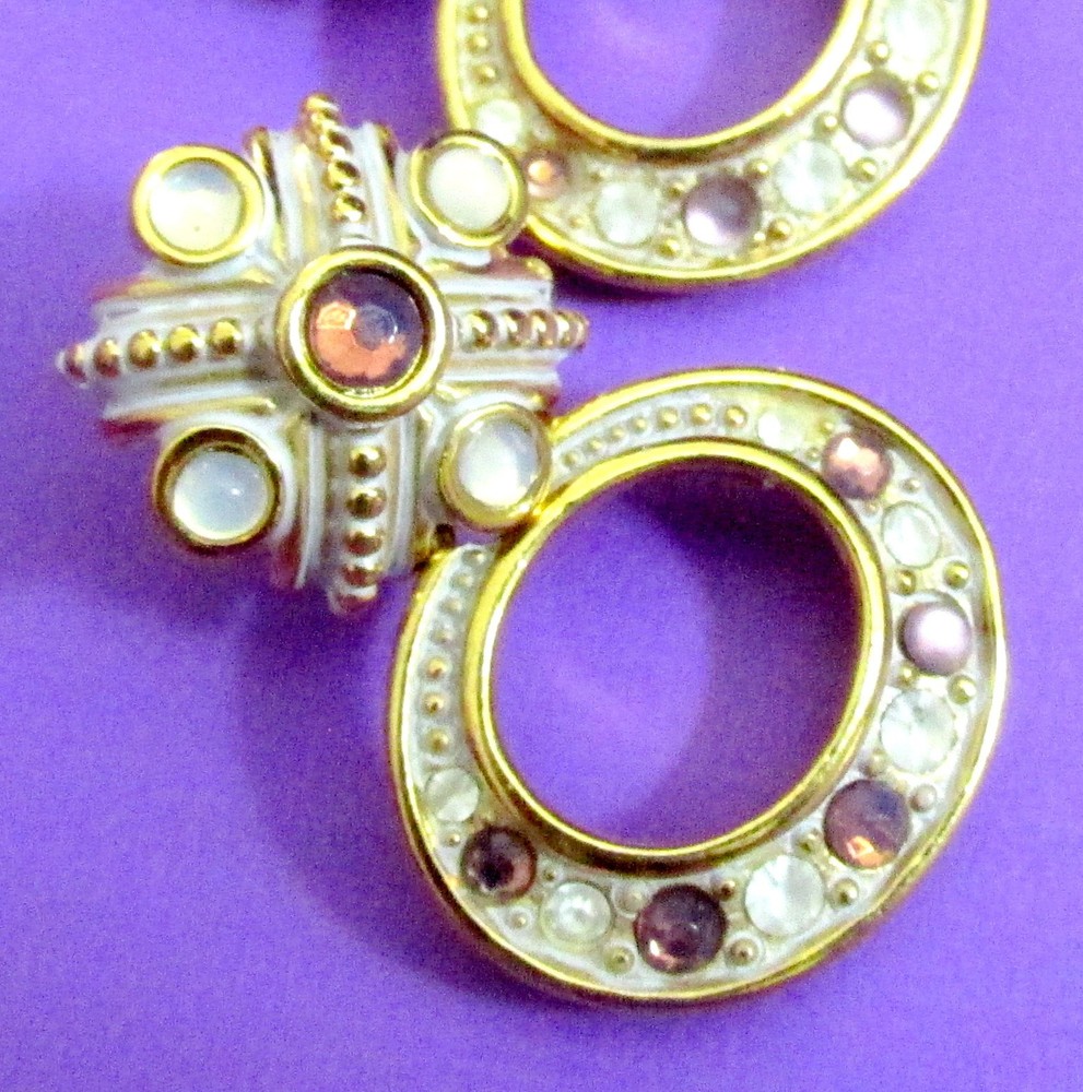 Vtg Rare Runway Exquisite MONET Dangle GP Moonglow Purple & White Hoop Earrings