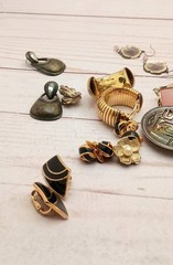14 Pairs Of Vintage Earrings Coro, Monet, Trifari Japan. Screwback, Clip On,…