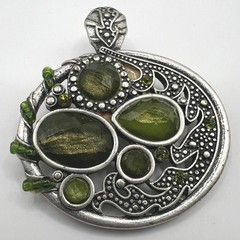Silver Tone Pendant Green Cabochon Acrylic Stones Oval Open Metal Work