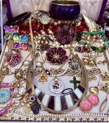 Vintage Estate Costume Jewelry Lot ! TRIFARI , MONET and more!